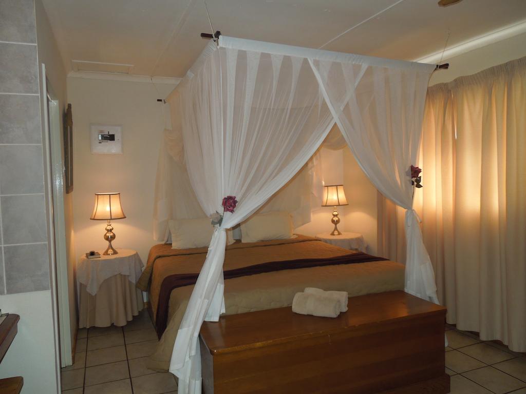 Lilac Lodge-Purple House Вінтертон Номер фото